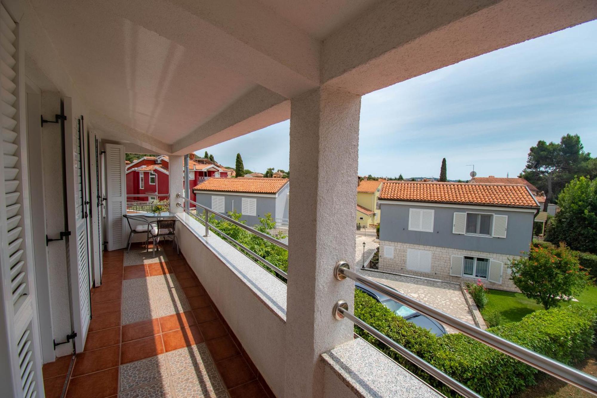 Apartments Betty Borik Rovinj Buitenkant foto