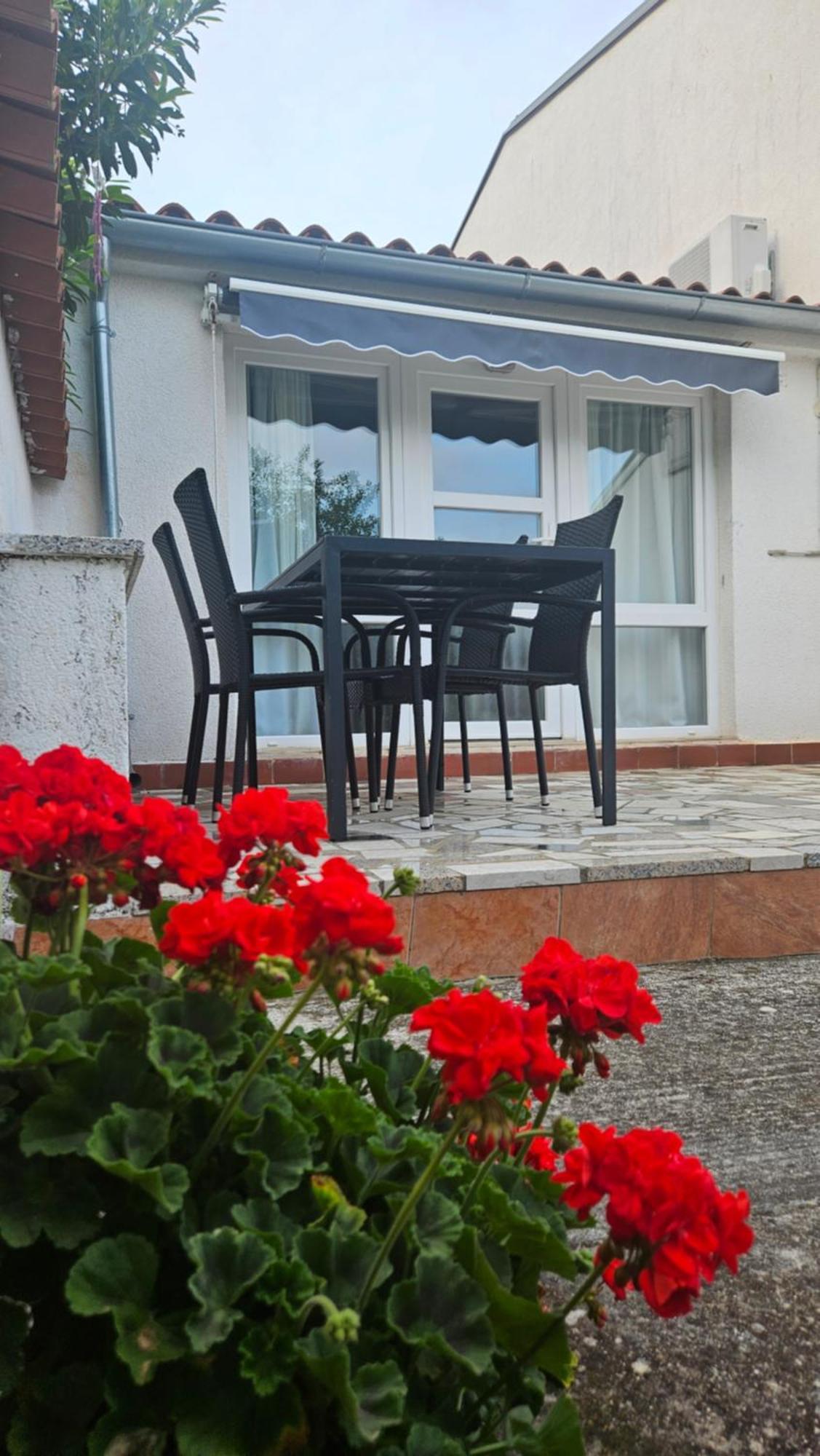 Apartments Betty Borik Rovinj Buitenkant foto
